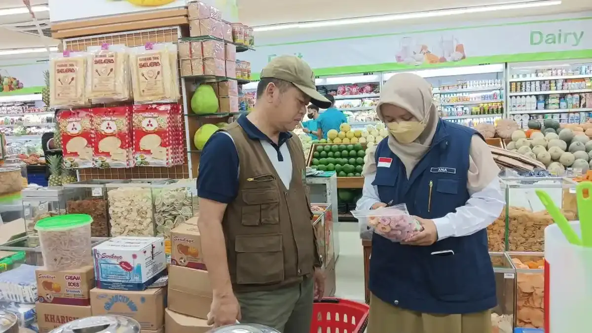 Cilacap Tradisional vs Modern: Toko Maturnuwun Pilih Jalan Sendiri